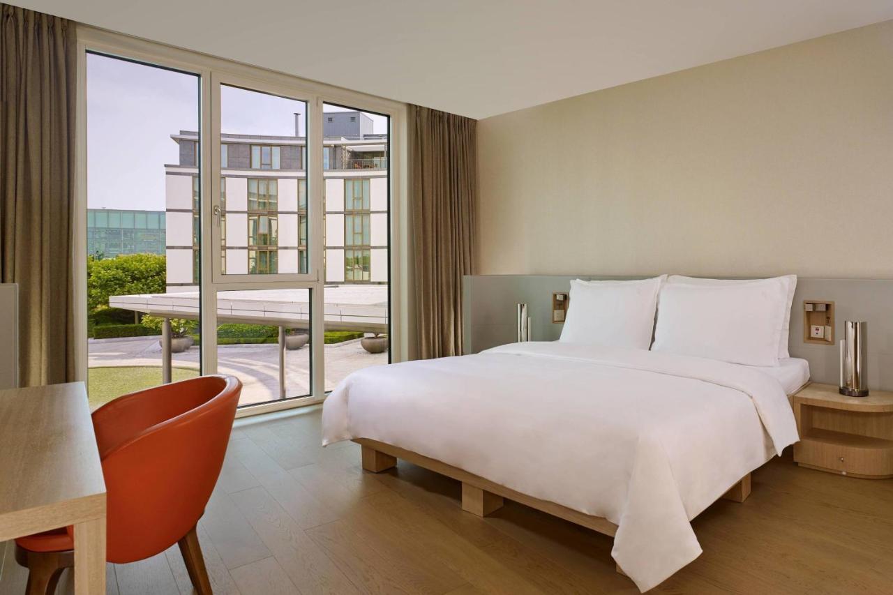 The Ritz-Carlton, Wolfsburg Hotel Exterior foto