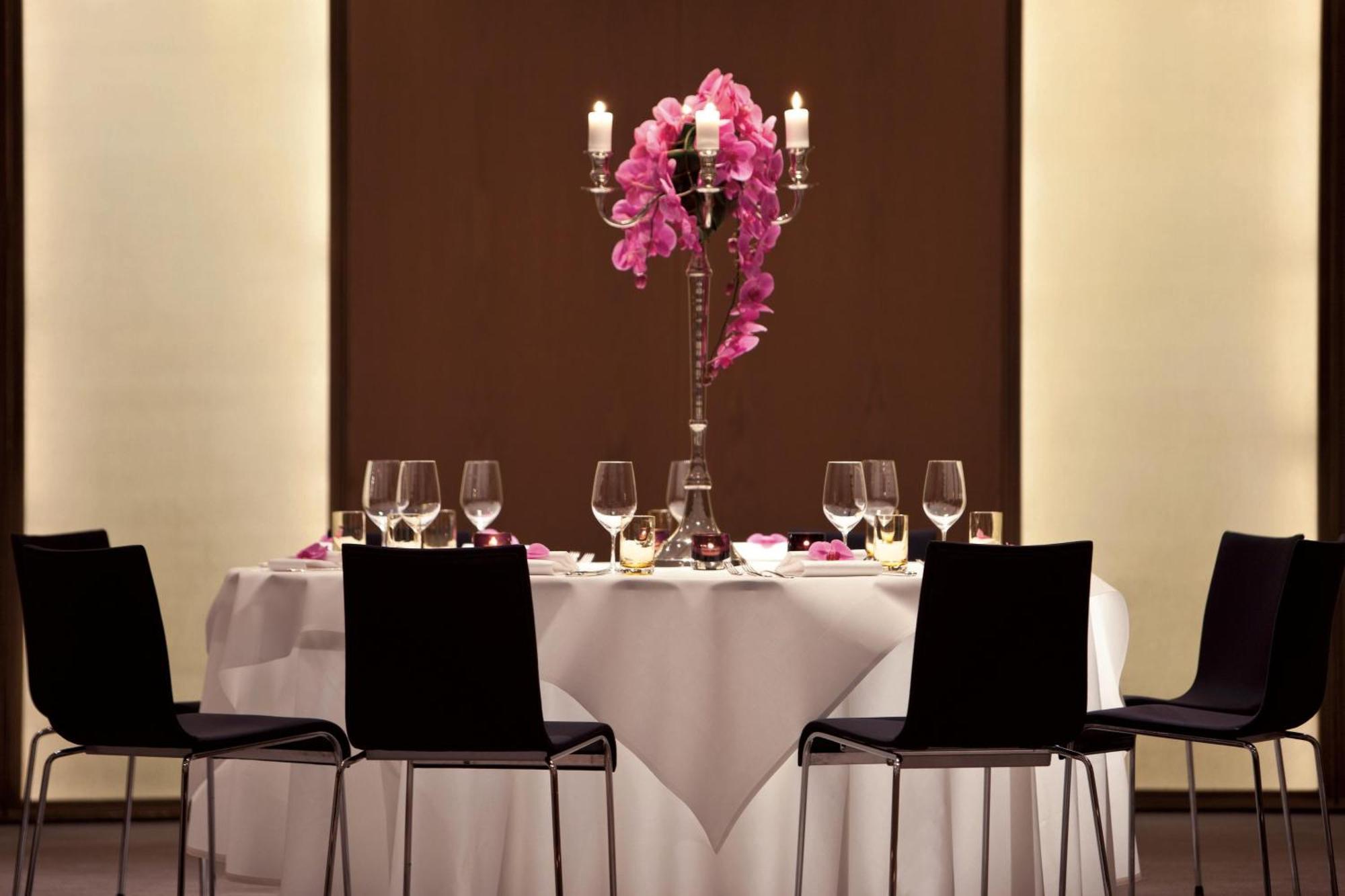 The Ritz-Carlton, Wolfsburg Hotel Exterior foto
