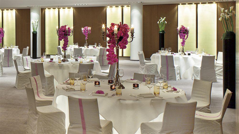 The Ritz-Carlton, Wolfsburg Hotel Exterior foto